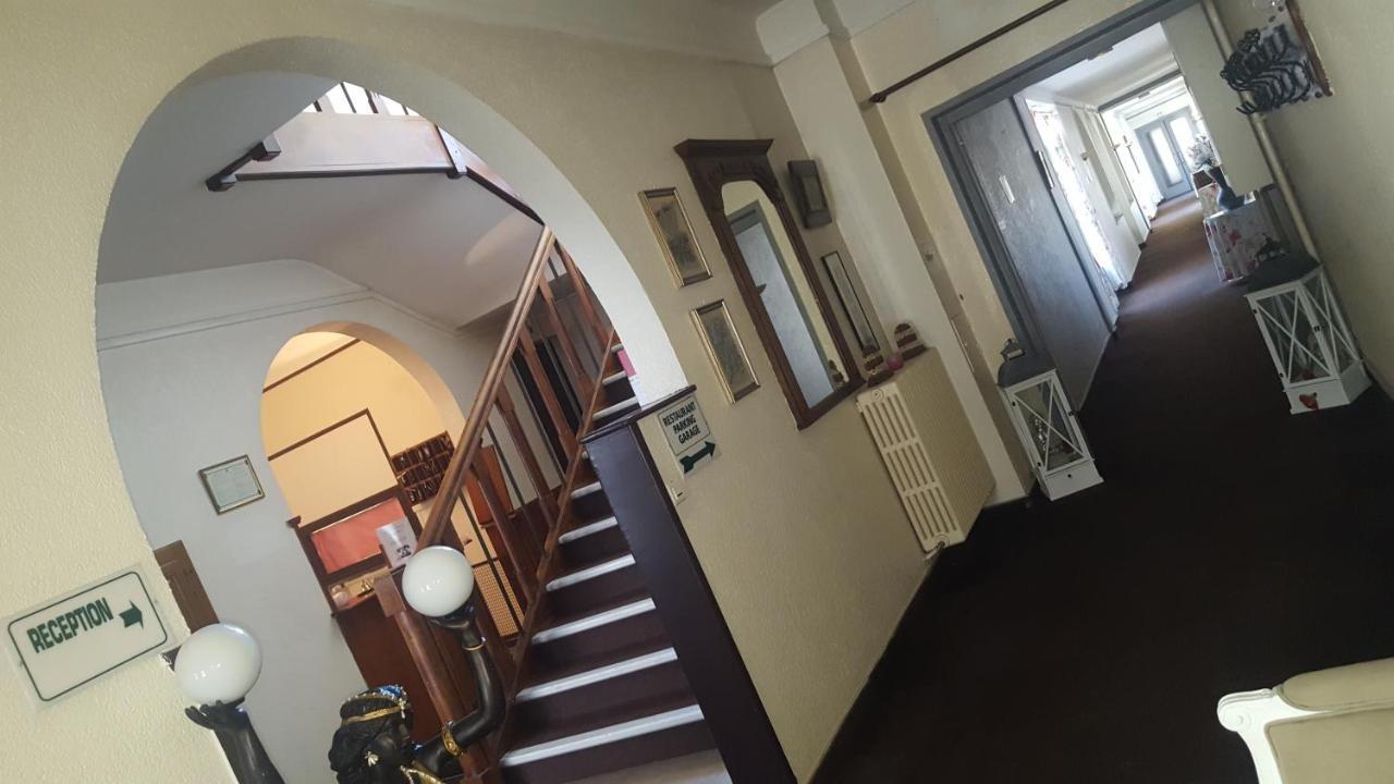 Hotel De La Cloche Sp ランス エクステリア 写真