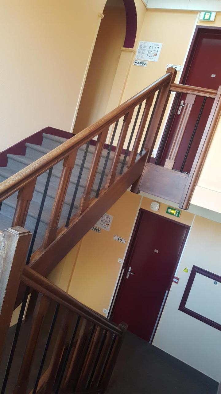 Hotel De La Cloche Sp ランス エクステリア 写真