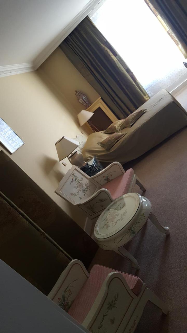 Hotel De La Cloche Sp ランス エクステリア 写真