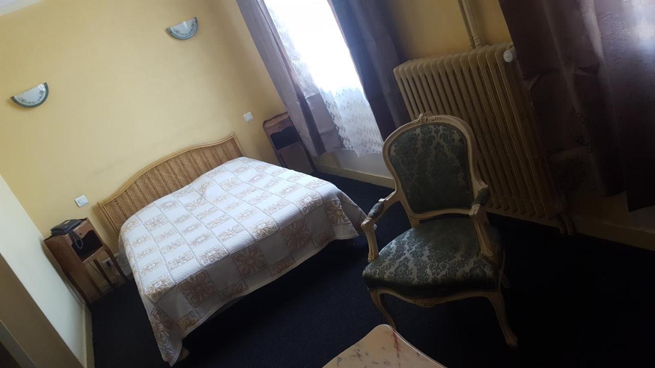Hotel De La Cloche Sp ランス エクステリア 写真