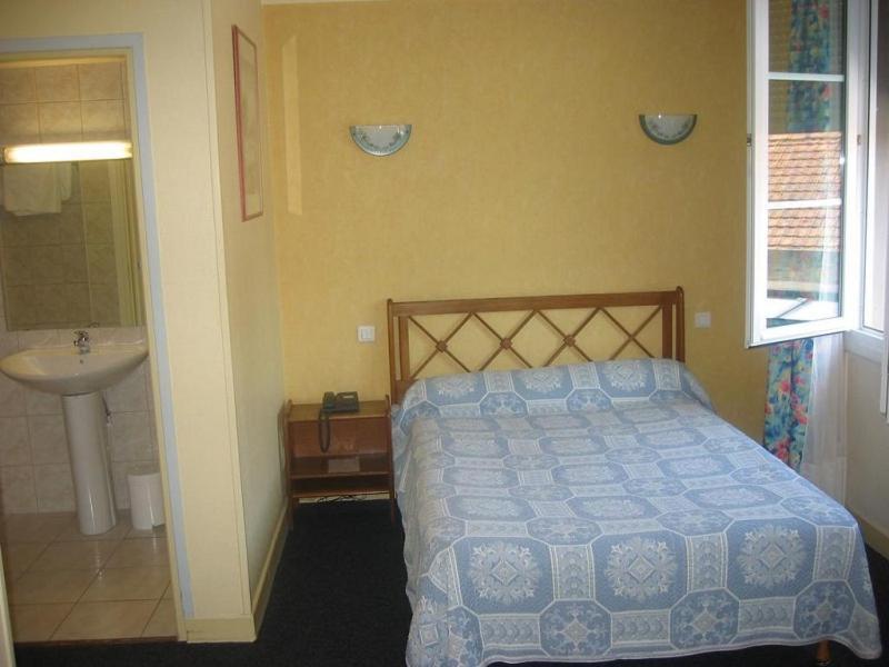Hotel De La Cloche Sp ランス エクステリア 写真