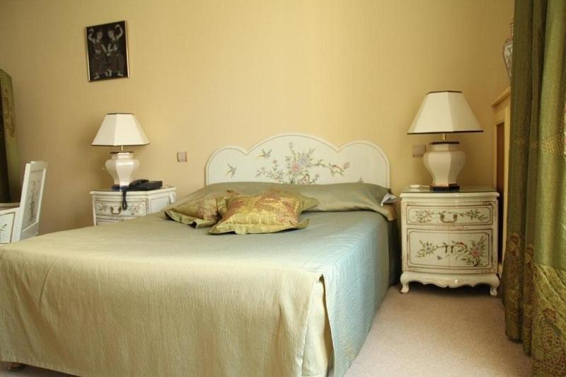 Hotel De La Cloche Sp ランス エクステリア 写真