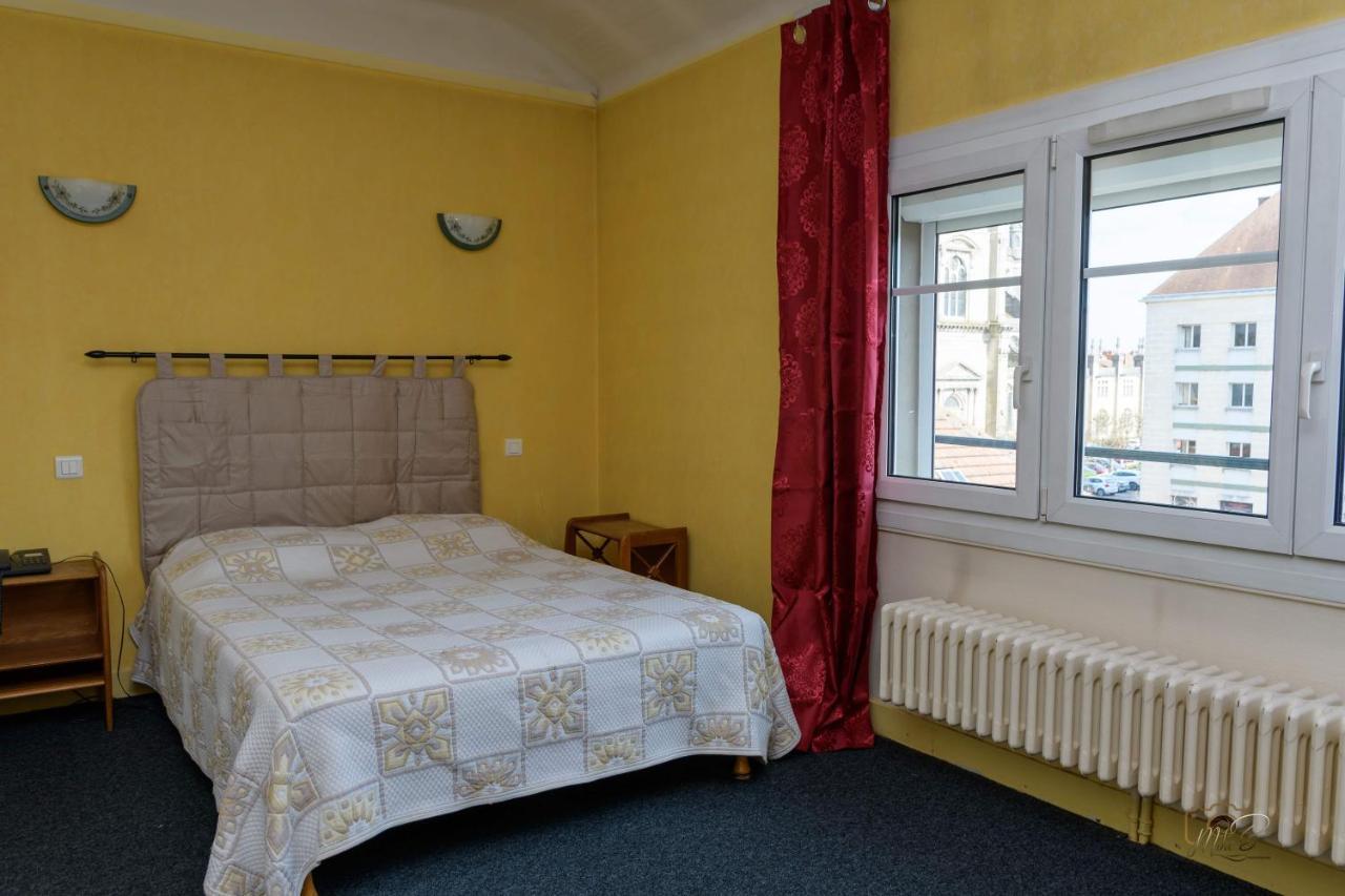Hotel De La Cloche Sp ランス エクステリア 写真