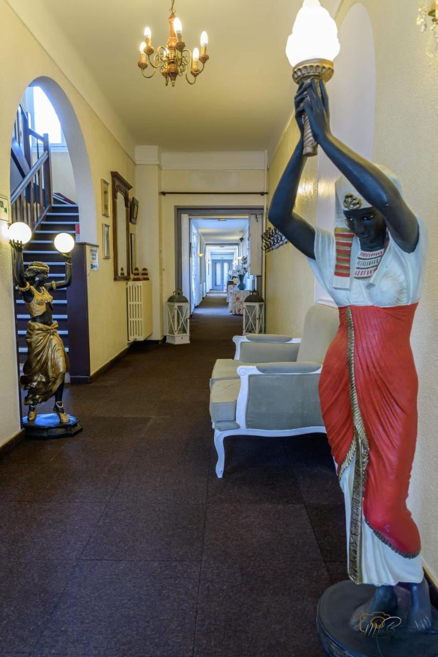Hotel De La Cloche Sp ランス エクステリア 写真